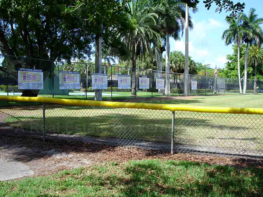 OLDE NAPLES SOUTHEAST Cambier Park Softball Club